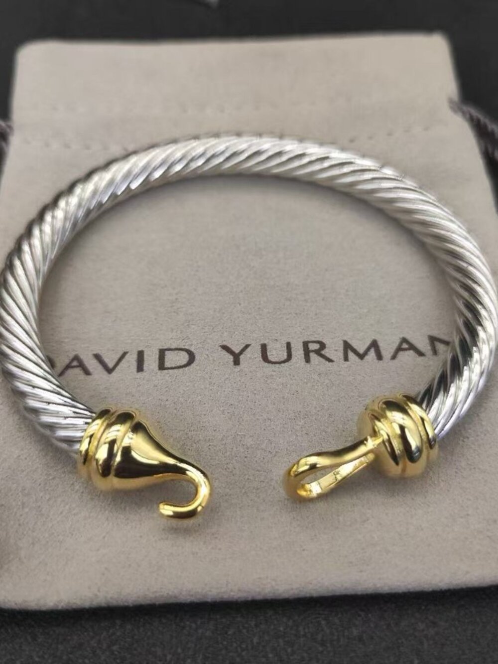 David Yurman 7mm Gold Hook Bracelet
